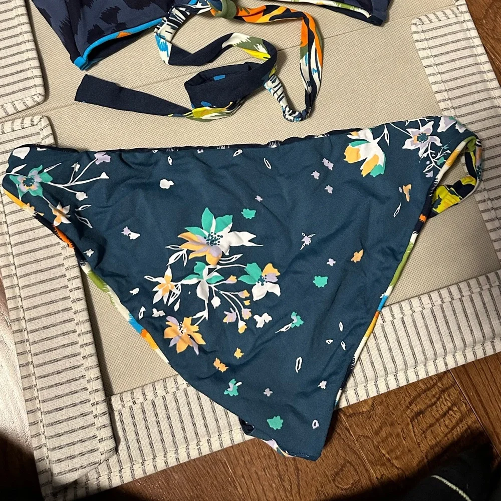 NWOT Sz XL Maaji Reversible Bottoms